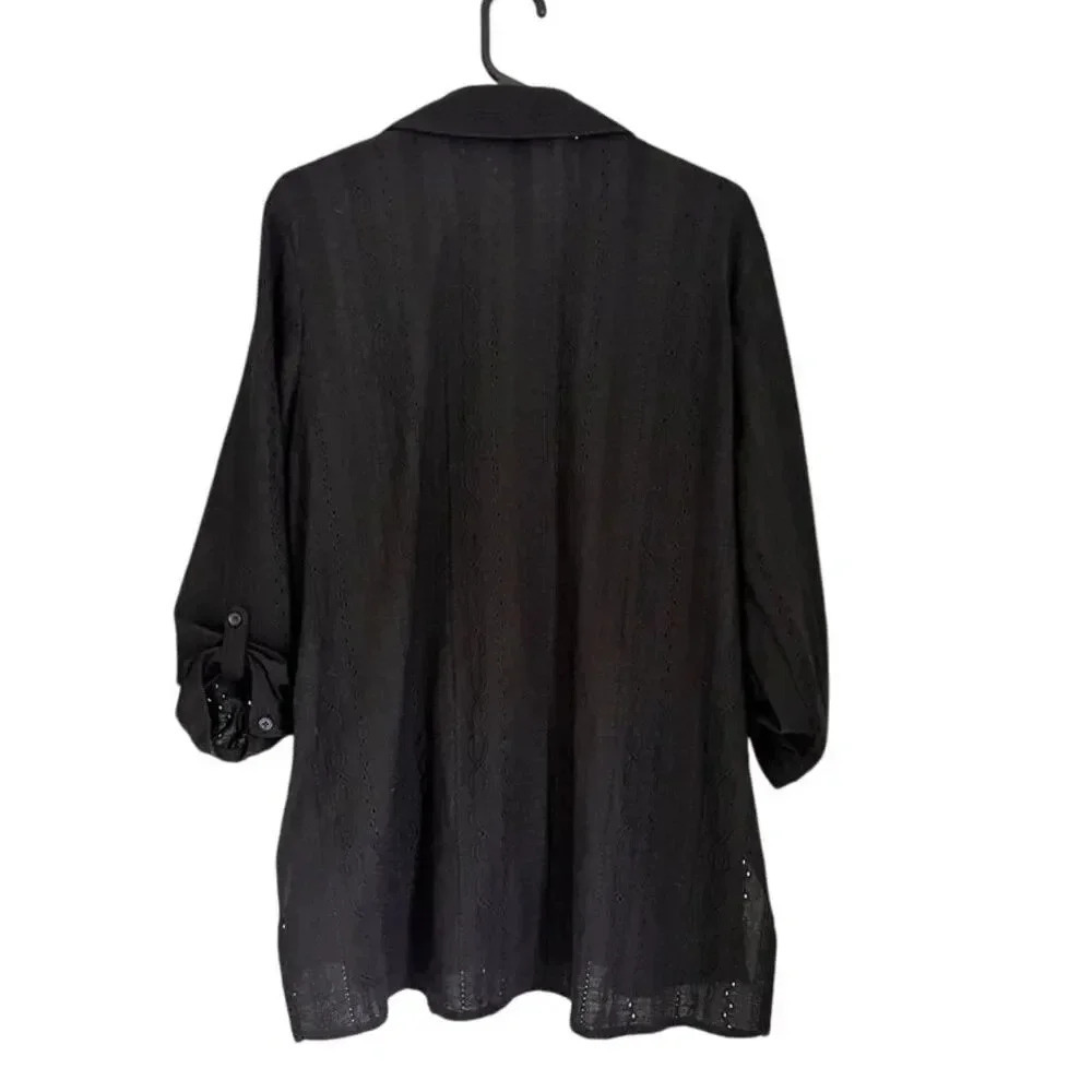 Chico's Black Collared Button Up Embroidered detail Size 2 - Picture 2 of 6
